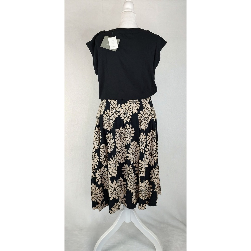 LIZ & CO Black beige floral flared 1 skirt Medium with 2 Tops Large NWT - Picture 3 of 15